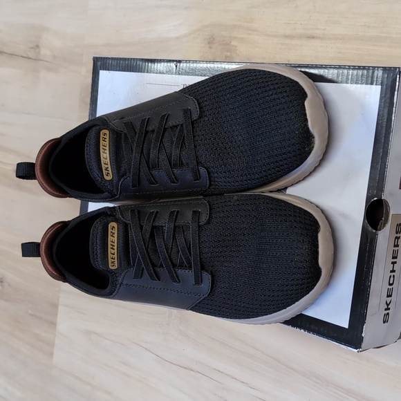 Skechers Men's Delson Shoes BLACK Color Size 9 - Picture 2 of 8